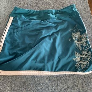 Athleta skirt size 6 teal